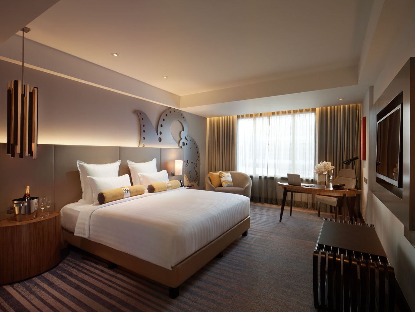 Pullman Jakarta Indonesia - Pullman Jakarta Indonesia - Grand Deluxe 14 ...